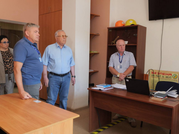 Ю.Вілкул: Продовжуємо комплексну програму залучення грантової підтримки, що сприяє розвитку підприємництва та створенню нових робочих місць у воєнний час1