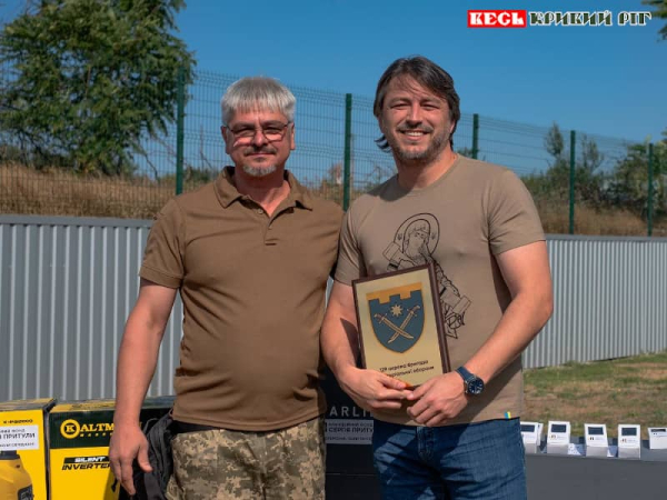 Сергій Притула надає допомогу Криворізькій бригаді ТРО