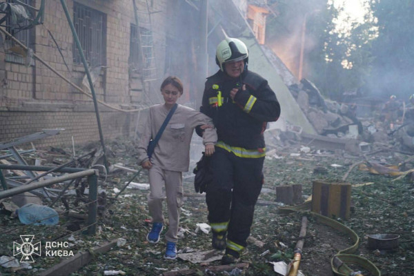 Масована нічна атака по Києву та області: є загиблі та поранені2