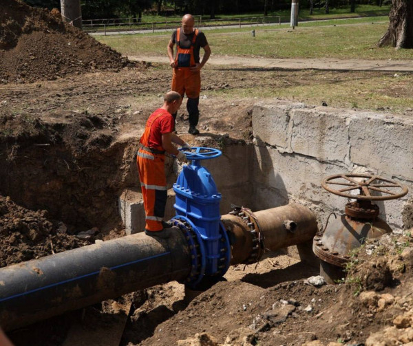На Криворіжжі запрацював новий магістральний водогін для забезпечення водопостачання мешканців житломасиву Інгулець  3