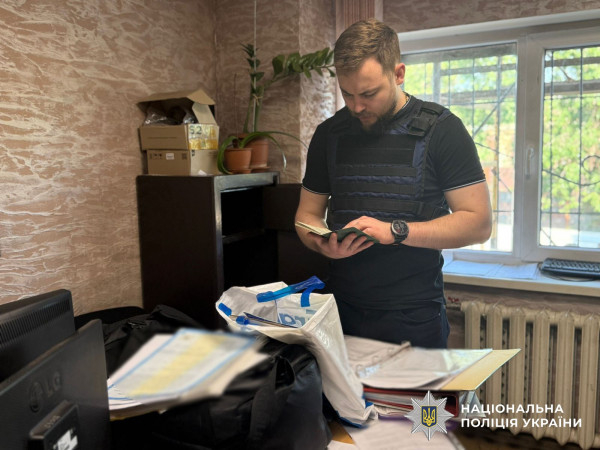 Нацполіція викрила злочинну організацію, через дії якої без гарячої води залишилася половина Кривого Рогу2