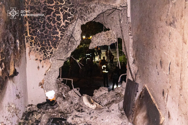 Під масованим ударом російських безпілотників сьогодні вночі опинилися Прилуки і Харків: п'ятеро загиблих, 23 поранених  10