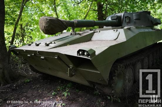 Під прицілом ворожих дронів і шквалом обстрілів: історія бійця з Кривого Рогу, «Барона», який щодня відновлює вогневу міць артилерії1