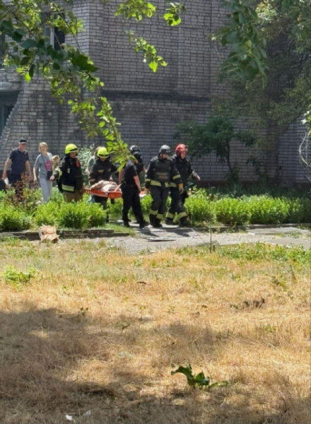 По містах Дніпро і Самар ворог вдарив балістичними ракетами, троє людей загинули, 20 постраждали – в тому числі двоє дітей5