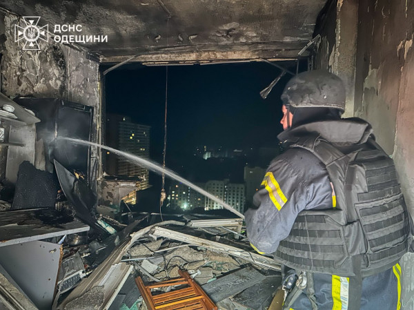 росія масовано атакувала Одесу ударними безпілотниками2