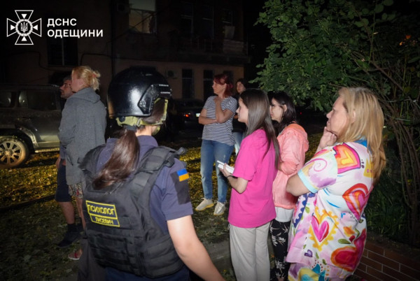 росія масовано атакувала Одесу ударними безпілотниками6