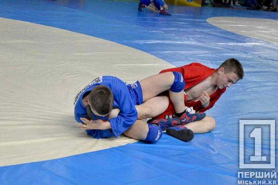 Сильні духом і тілом: четверо криворіжців привезли з ЧУ з самбо високі нагороди2