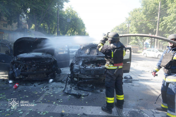 Сьогодні вдень росіяни обстріляли місто Суми:  загинули 3  людей, 16 поранені3