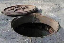 У Кривому Розі п’ятирічна дитина провалилася в каналізаційний колодязь