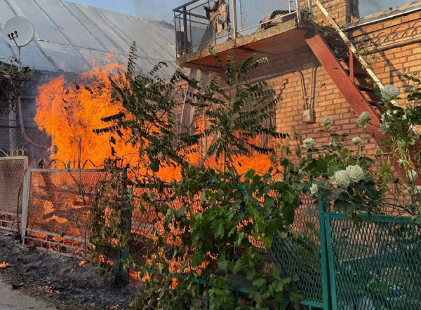 У Кривому Розі зранку пролунали вибухи - росіяни скерували на місто ударні БпЛА: що відомо про наслідки1
