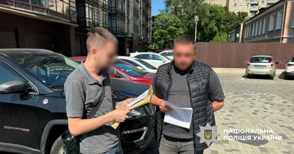 У сервісних центрах Дніпропетровщини вимагали гроші за отримання позитивної оцінки на іспиті5