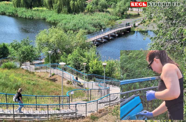 Понтонний міст пофарбували волонтери на ПівдГЗК в Кривому Розі