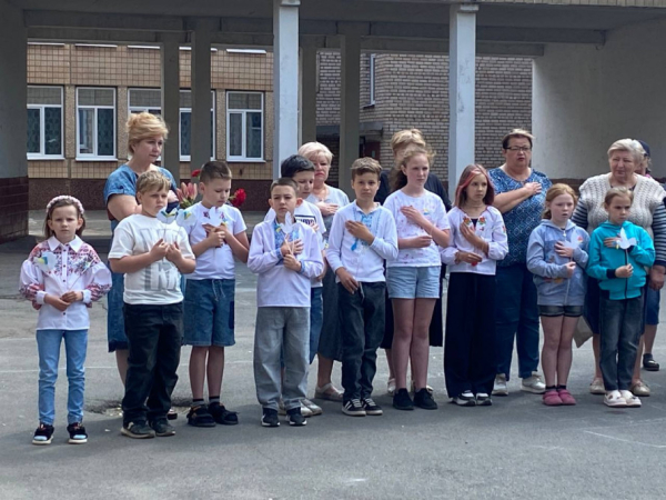 Вічна пам'ять: у Кривому Розі встановили меморіальні дошки на честь загиблих захисників5