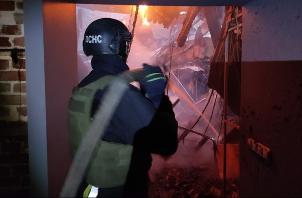 Від вечора російські окупанти не припиняли атакувати Нікопольщину1