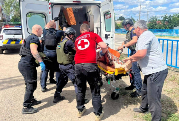 Внаслідок вчорашньої ворожої атаки на Нікополь померла поранена жінка0