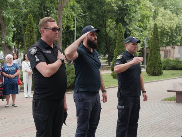 Їхній подвиг - у пам’яті міста. 14 червня Кривий Ріг вшановує Героїв, які першими стали на захист України у 2014 році2