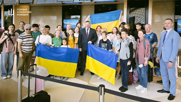 З Ірану успішно евакуювали українців4