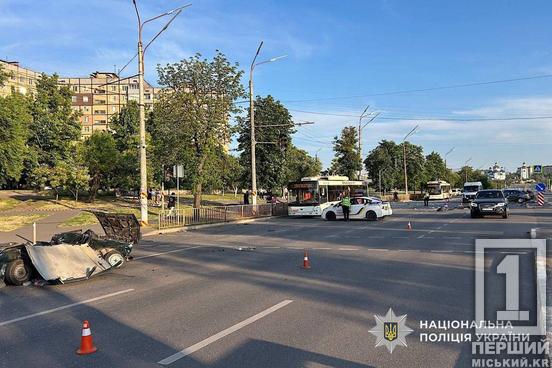 Загиблий, поранені й довжелезні корки: у Кривому Розі сталися дві масштабні ДТП1