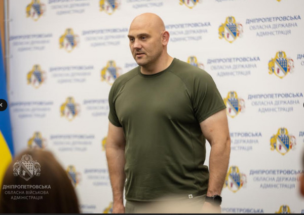 63 ветерани та родини полеглих захисників з Дніпропетровщини  отримали сертифікати на придбання житла3