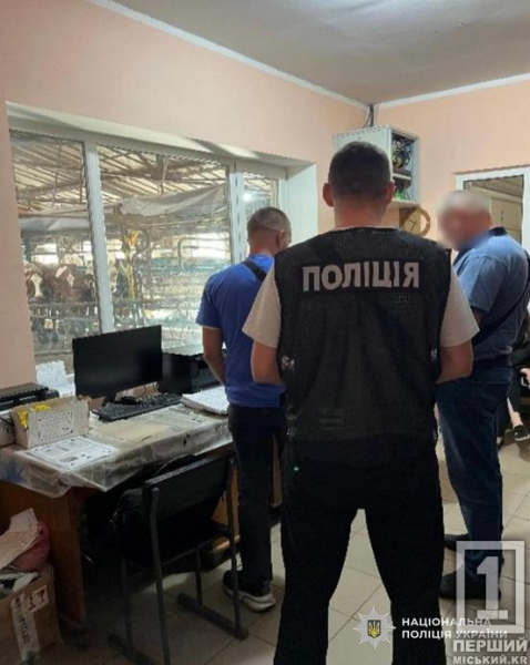 Брали в трудове рабство земляків: чотирьох мешканців Дніпропетровщини підозрюють в торгівлі людьми4