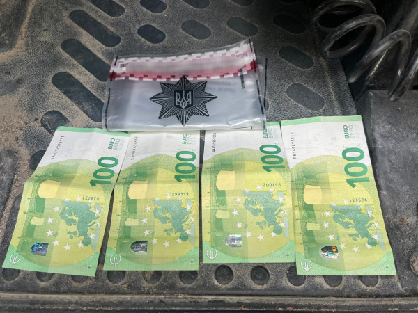 Чоловік із Криворізького району намагався втекти з України, заховавшись у вантажівці1