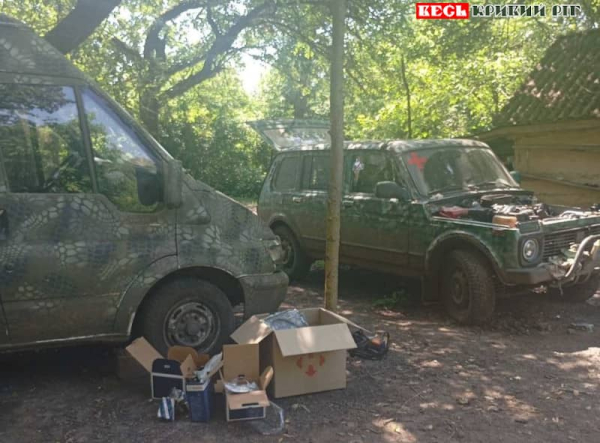 Криворізькі волонтери ремонтують військові автівки 33-ї ОШБ
