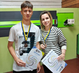 Два «золота» і три «бронзи»: юні стрільці з Кривого Рогу тріумфували на чемпіонаті України у Вінниці