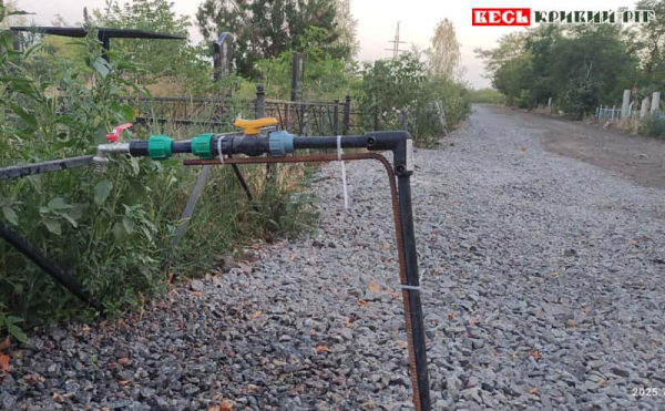 Кран з водою на Центральному кладовищі в Кривому Розі