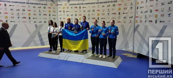 Криворіжці знову на п'єдесталах: перемоги відзначають юні туристи та стрільчиня5
