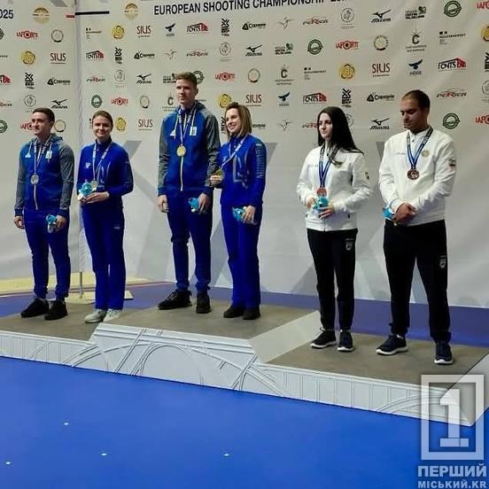 Криворіжці знову на п'єдесталах: перемоги відзначають юні туристи та стрільчиня4