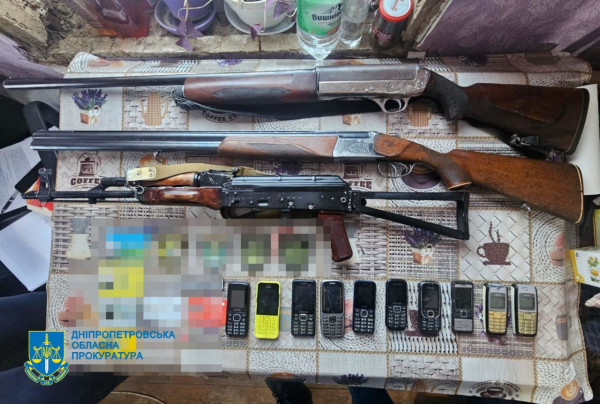 Мільйонні збитки довкіллю через незаконну порубку лісів – прокурори Дніпра скерували до суду справи щодо 12 учасників злочинних організацій5