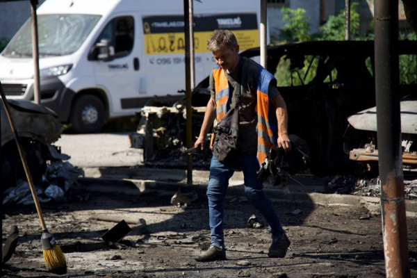 На цей час на Дніпропетрощині вже три жертви нічного ворожого терору: у лікарні Дніпра померла 21-річна дівчина через нічну масовану атаку3