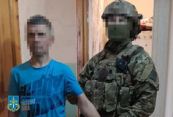 На Дніпропетровщині чоловік зливав ворогу дані про розташування ППО і  енергооб’єктів3