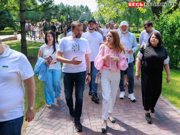 В Межигір’ї виступила нардеп від Кривого Рогу Олена Криворучкіна