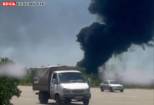 Пожежа вирує на місць прильоту КАБу по Кривому Рогу
