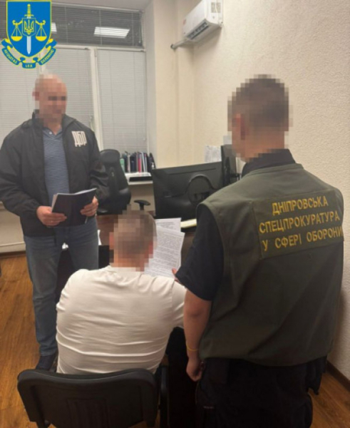 Привласнив 24 прилади нічного бачення на 3.8 млн грн: на Дніпропетровщині судитимуть командира військової частини, який покривав підлеглого0