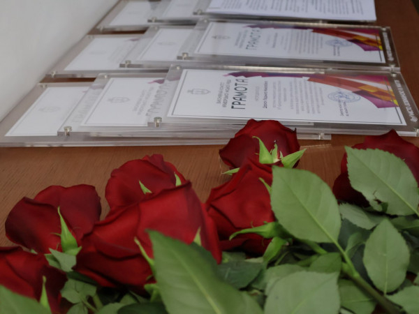 Професіонали з великим серцем. Юрій Вілкул привітав медичних працівників з професійним святом3