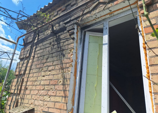 Протягом дня від обстрілів російських окупантів потерпали два райони Дніпропетровщини6