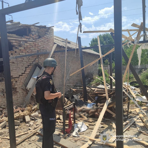 Російські війська вчора вбили чотирьох людей на Дніпропетровщині, є поранені: поліцейські працюють на місцях обстрілів0