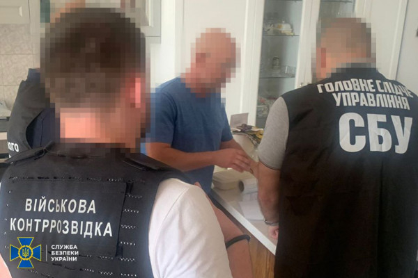 СБУ та ОГП викрили експосадовця Міноборони, який вкрав 90 млн гривень на закупівлі протитанкового озброєння для ЗСУ0