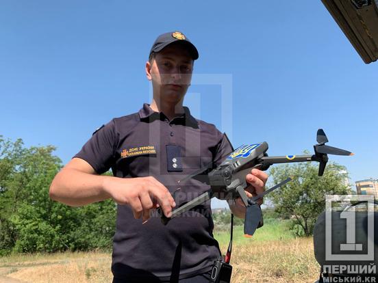 Сучасні технології на варті безпеки: Криворізькі надзвичайники моніторять ситуацію на складних виїздах дронами2