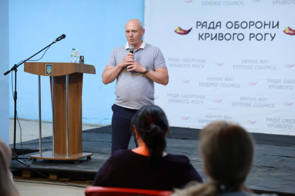 У Кривому Розі активно впроваджують сімейні форми виховання дітей-сиріт11