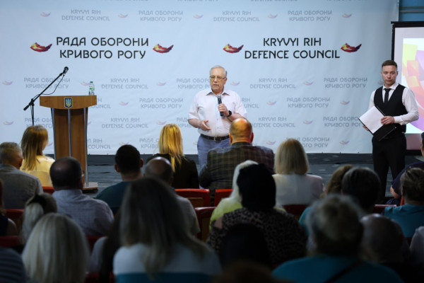 У Кривому Розі активно впроваджують сімейні форми виховання дітей-сиріт5