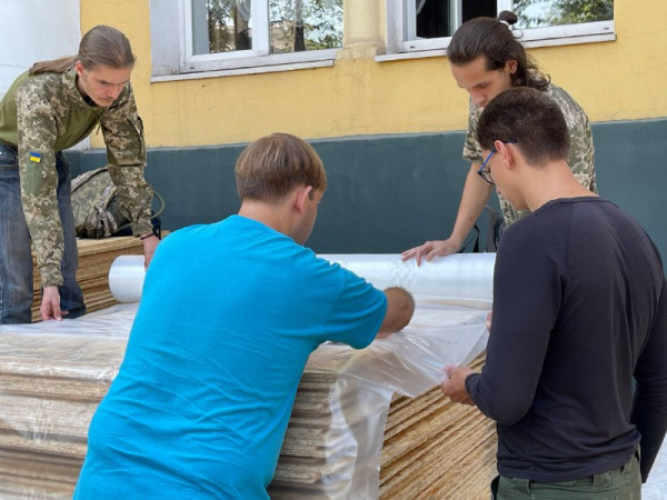 У Кривому Розі продовжують ліквідовувати наслідки нічних російських ударів1