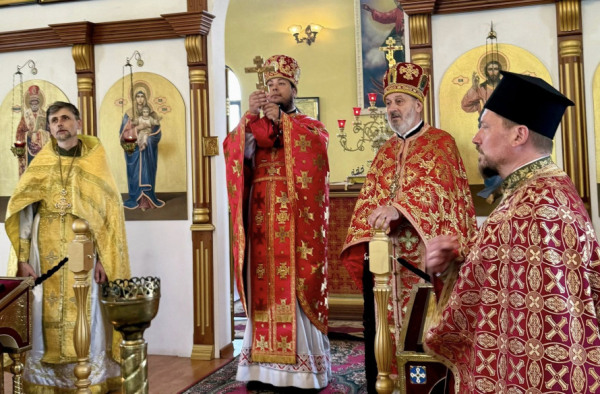 У криворізькому храмі відбулася Божественна Літургія на честь святого великомученика Пантелеймона1