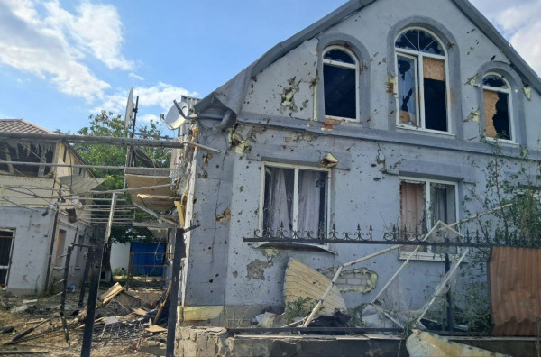 Увесь день ворог атакував Нікопольщину: виникли пожежі, пошкоджено інфраструктуру0