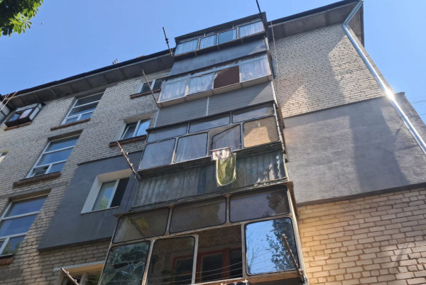 Увесь день ворог атакував Нікопольщину: виникли пожежі, пошкоджено інфраструктуру8