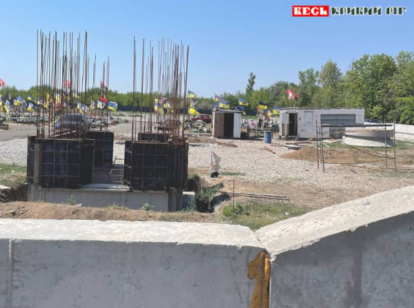 Будується каплиця у Секторі почесних поховань в Кривому Розі