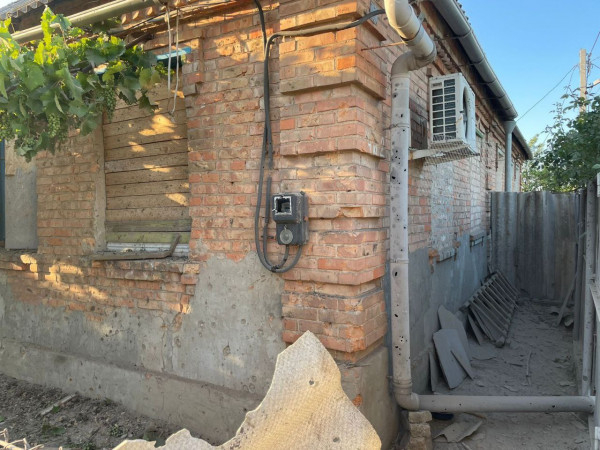 Вночі ворог знову атакував два райони Дніпропетровщини: постраждали двоє людей, зруйновано інфраструктуру2