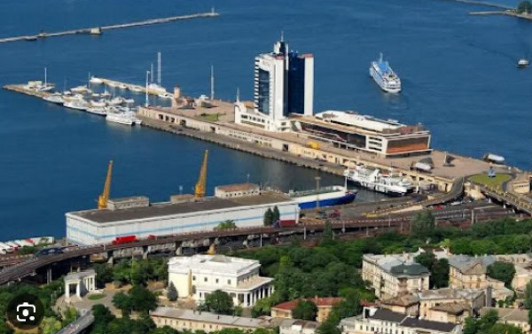 Жінку з Кривого Рогу обдурив шахрай, назвавшись турагентом0
